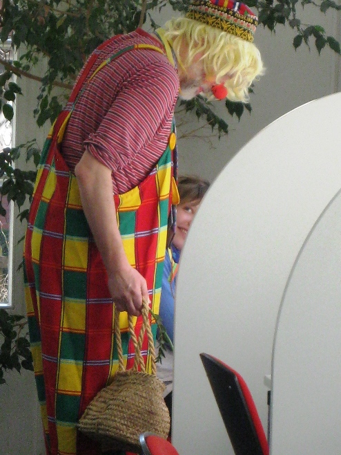 libraryclown1a